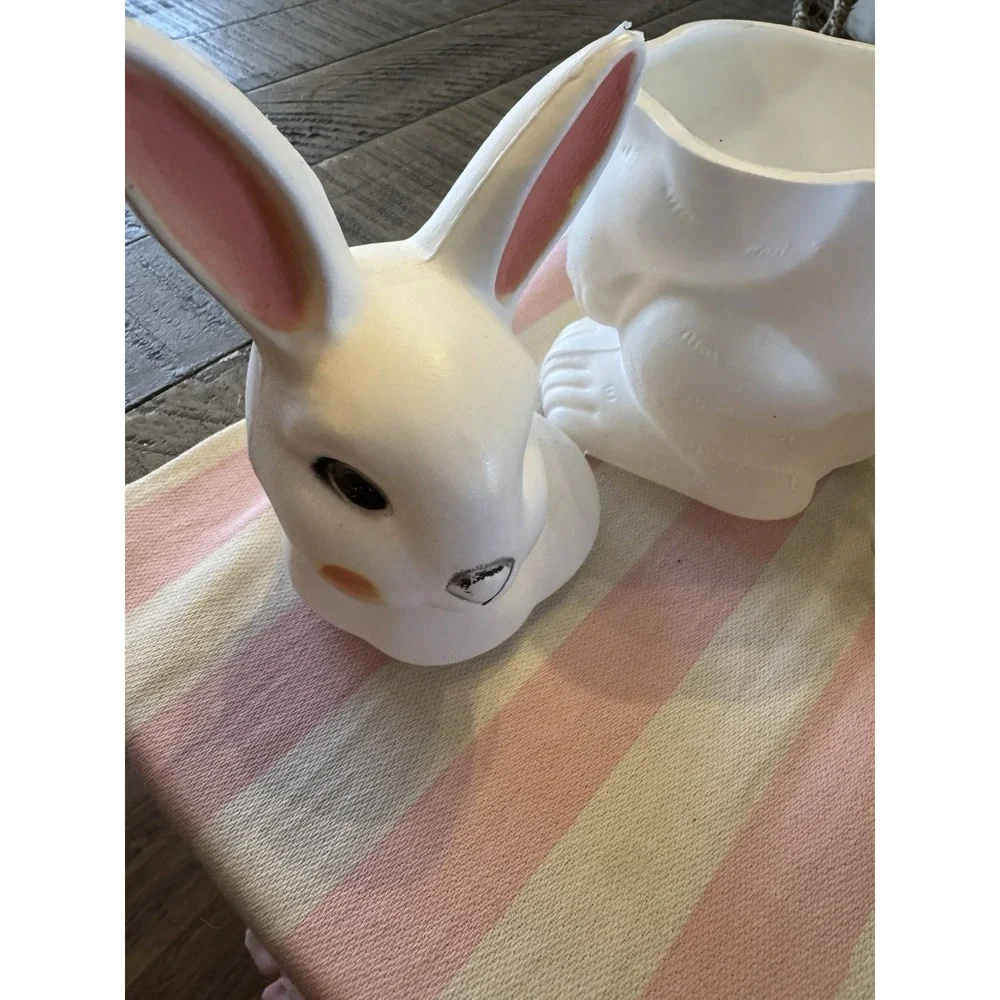 Vintage Peoria Blow Mold Easter Bunny Yellow Basket Rabbit Wind-Up Toy
